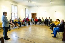 A háborús menekültek egészségi szolgáltatásokhoz való hozzáférését támogatják Maros megyében 