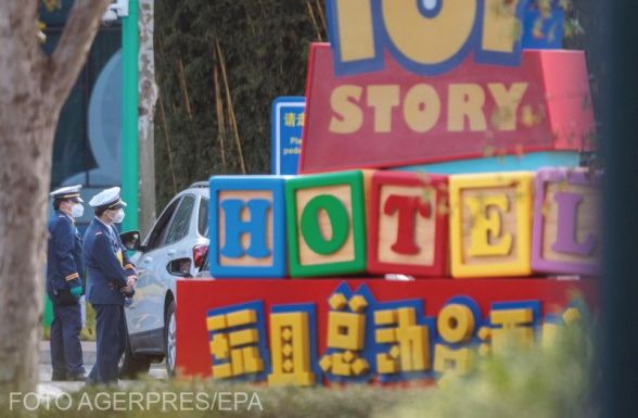 Pánikhangulat a Shanghai Disneylandben, negatív tesztet kérnek távozáskor