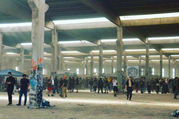 Olaszországban szigorították a gyülekezési törvényt