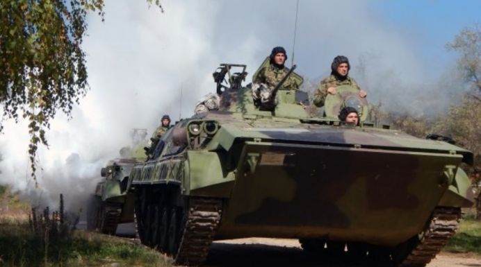 Készenlétbe helyezték a szerb katonaságot a koszovói helyzet miatt