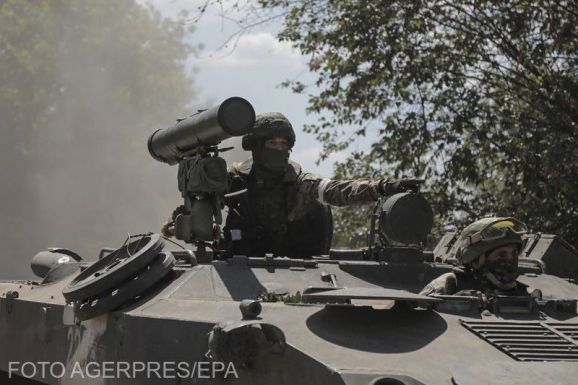 Ukrán elnöki tanácsadó: nincs jele az orosz csapatok kivonulásának Herszon városából