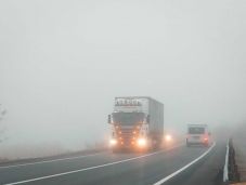 Köd van az ország 16 megyéjében