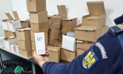 Több mint négy és fél millió lej értékű árut koboztak el a határon