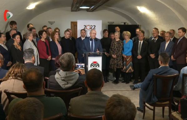 Pásztor István szerint történelmi siker született a szerbiai magyar kisebbségi önkormányzati választáson