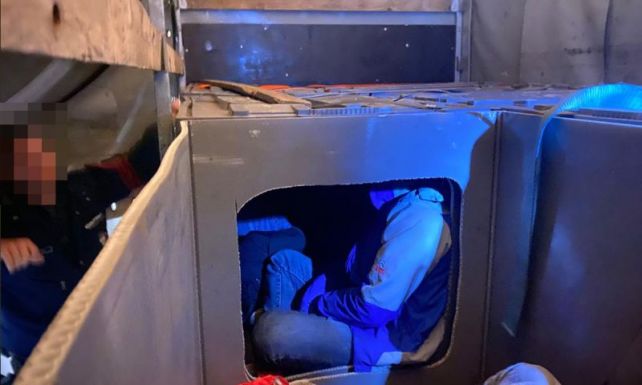 Tizenhét migránst tartóztattak fel a román–magyar határnál