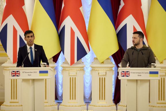 Ukrajnai háború: Kijevbe érkezett Rishi Sunak brit miniszterelnök