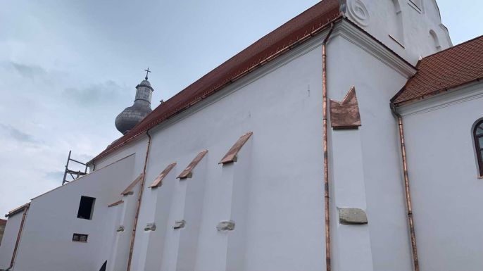 Jó ütemben halad a csodálatos Szent Mihály-hegyi templom felújítása