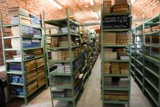 Tíz helyett csak öt évig kell megőrizzék a papír bizonylatokat a cégek