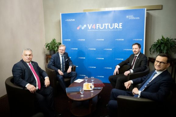 Egyetértettek a V4-ek kormányfői az ukrajnai háborút érintő alapvető kérdésekben