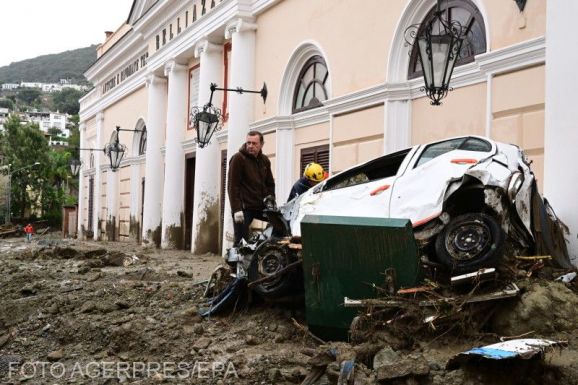 Sokan eltűntek egy földcsuszamlás után az olaszországi Ischia szigetén