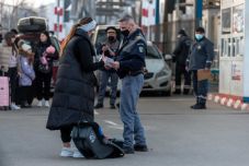Kilencezernél több ukrán állampolgár érkezett Romániába az utóbbi egy nap alatt
