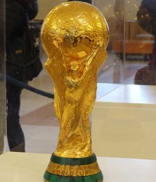 Katar 2022: ennyit ér a torna győztesének járó serleg