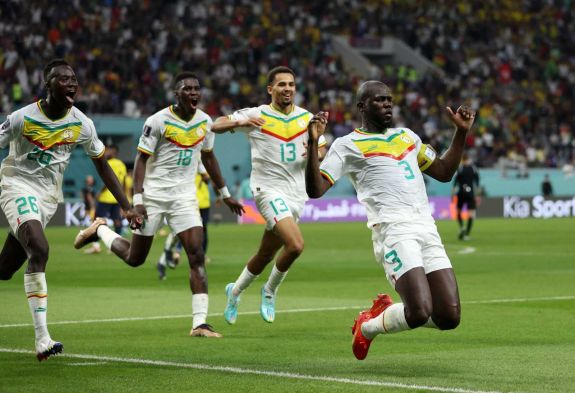 Katar 2022: Hollandia és Szenegál jutott tovább az A-csoportból