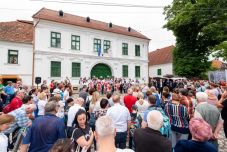 Kiváló programokat kínál a torockói Duna-Ház idei évada