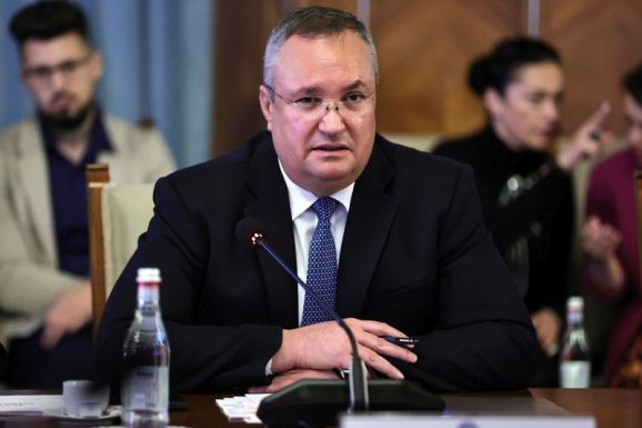 Egymásra licitálnak a kormánypártok a nyugdíjemelési ígéretekkel
