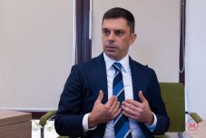 Novák Ede szerint fejetlenség uralkodik a jégkorongszövetségnél