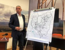 Infrastruktúra és közösségépítés a veszélyek éveiben – mandátumértékelőt tartott Tamás Sándor