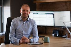 Adószakértő: jövő évtől jelentősen átalakul a fizetésen kívüli juttatások rendszere