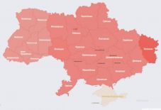 Egész Ukrajna területén szólnak a légvédelmi szirénák