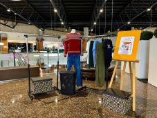 Ruhagyűjtést szerveznek a rászorulókért a neves kolozsvári bevásárlóközpontban