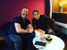 Dr. Máté Gábor: „Meg kell érnünk arra, hogy belássuk: hamis alapokra építettük az életünket”