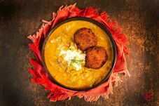 Erdély ízei: kelkáposztafőzelék fasírttal