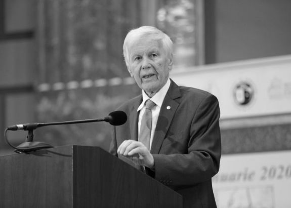 Elhunyt Eugen Simion, a Román Akadémia volt elnöke