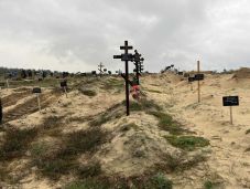 Gyerekek holttestét találták meg egy Donyeck megyei tömegsírban