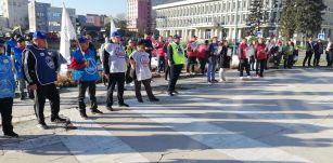 Tüntetnek Bukarestben, a lakosság elszegényedésének megakadályozását követelik