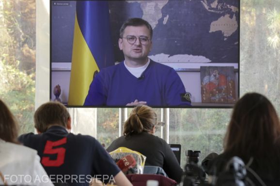 Az ukrán külügyminiszter cáfolta, hogy „piszkos bombát” készülnének bevetni