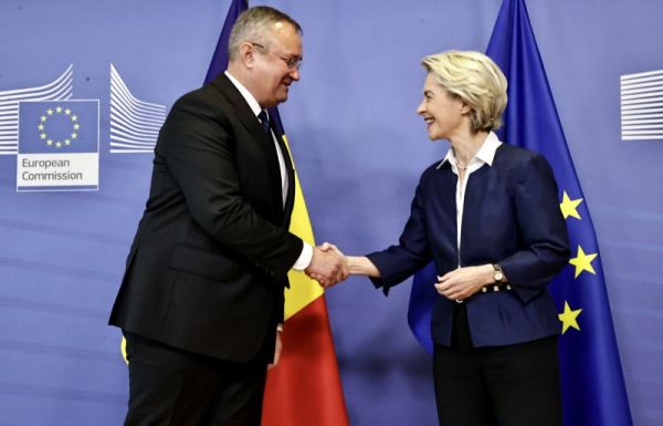 A helyreállítási terv esetleges kiigazításairól is tárgyalt az EB elnökével a kormányfő