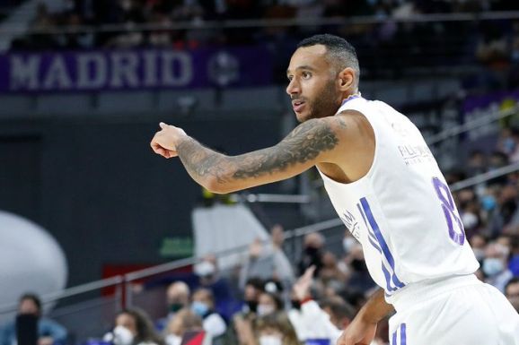 Közel öt hét után újra bevethető Hanga Ádám