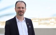 Több mint száz USR-tag kilépett a pártból