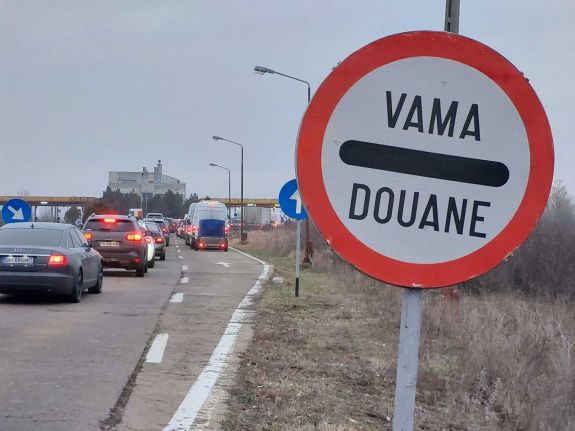 Határrendészet: 9472 ukrán állampolgár érkezett Romániába az elmúlt 24 órában