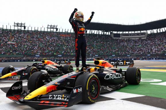 Forma-1: Max Verstappen nyerte a Mexikói Nagydíjat