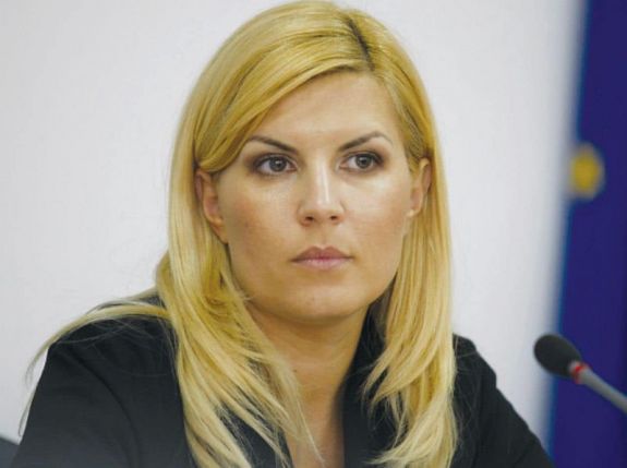 Elutasították a fellebbezését, börtönben marad Elena Udrea
