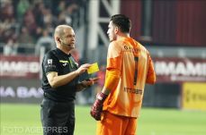 FRISSÍTVE – SuperLiga: Cătălin Popa játékvezető „elgázolta” a CFR-t a bukaresti vasutasrangadón