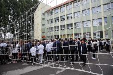 Szegregációnak minősül a diákokat etnikai, vallási vagy szociális okok miatt elkülöníteni a szenátus szerint