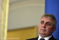 Egyszerű indítványt nyújtott be az USR Lucian Bode belügyminiszter ellen