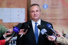 Ciucă bízik abban, hogy október végéig jóváhagyják az oktatási törvénycsomagot