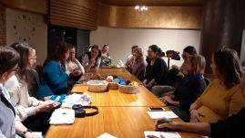 Kacagókaláka Kolozsváron: „Menjünk el úgy innen, hogy a kezünk is csinált valamit”