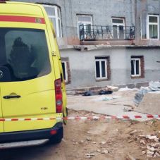 Kizuhant egy moszkvai elitkórház ablakán a Lukoil igazgatótanácsának vezetője