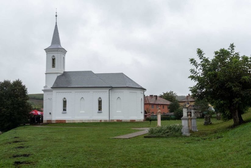A meglepetések temploma Pusztakamaráson