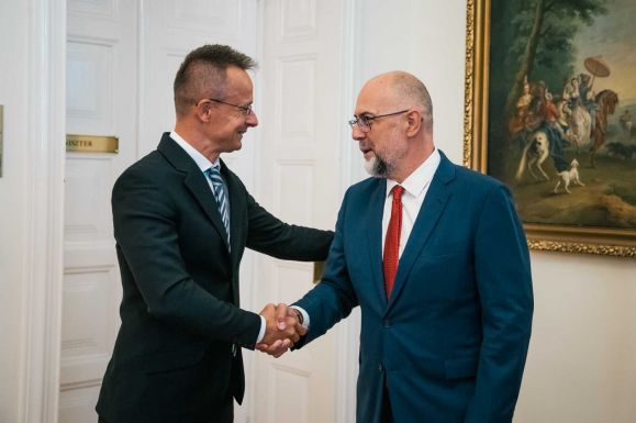 „Minél jobb a magyar-román együttműködés, annál jobb az erdélyi magyarságnak