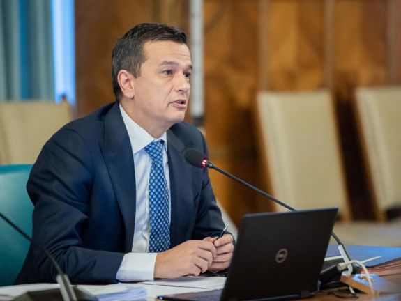 Kiegészítik a szállításügyi minisztérium költségvetését a Blue Air-utasok hazaszállítása érdekében