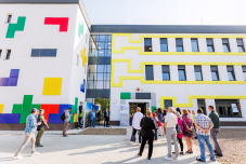 Vadonatúj szociális központot adtak át Szatmárnémetiben