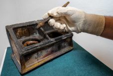 Egy közel 240 éves kalamáris a hónap tárgya a Csíki Székely Múzeumban