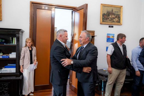 Magyar-román egyetértés az ukrán gabona behozatalának korlátozásáról