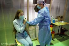 Továbbra is nagyon kevesen veszik fel a koronavírus elleni oltást