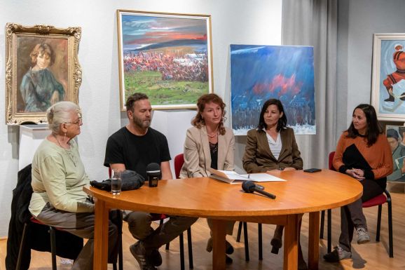 Gaál András-festményeket kapott ajándékba a Csíki Székely Múzeum